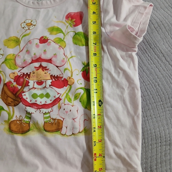 Hybrid Apparel Strawberry Shortcake Women's Pink Top Size Small Teen Tween - Picture 3 of 5